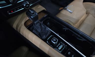 S90
