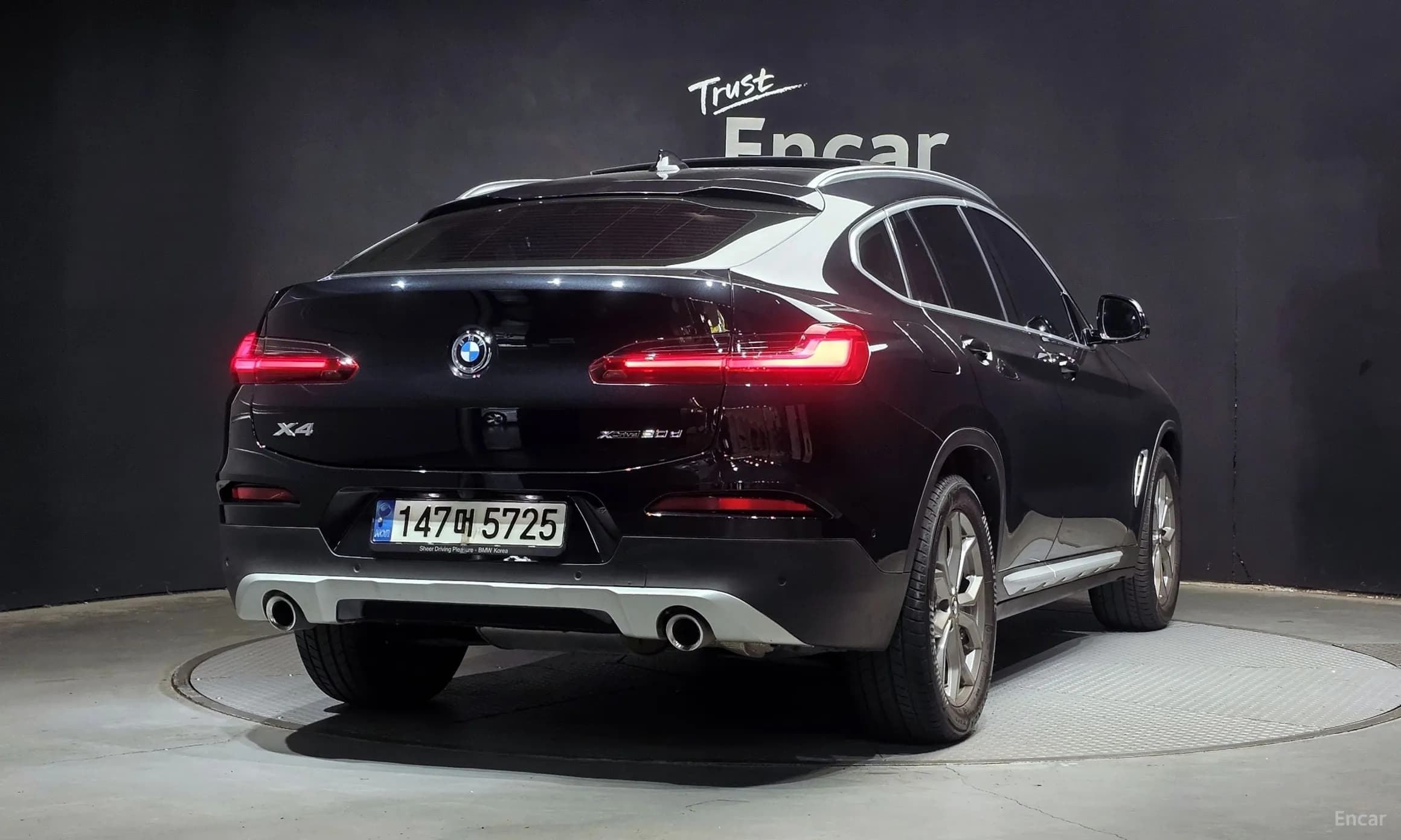 X4 (G02)