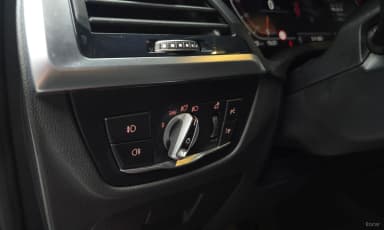 X4 (G02)