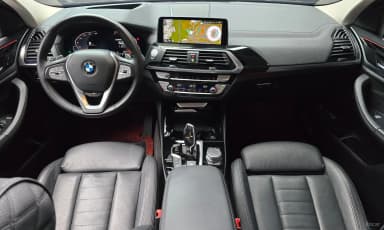 X4 (G02)