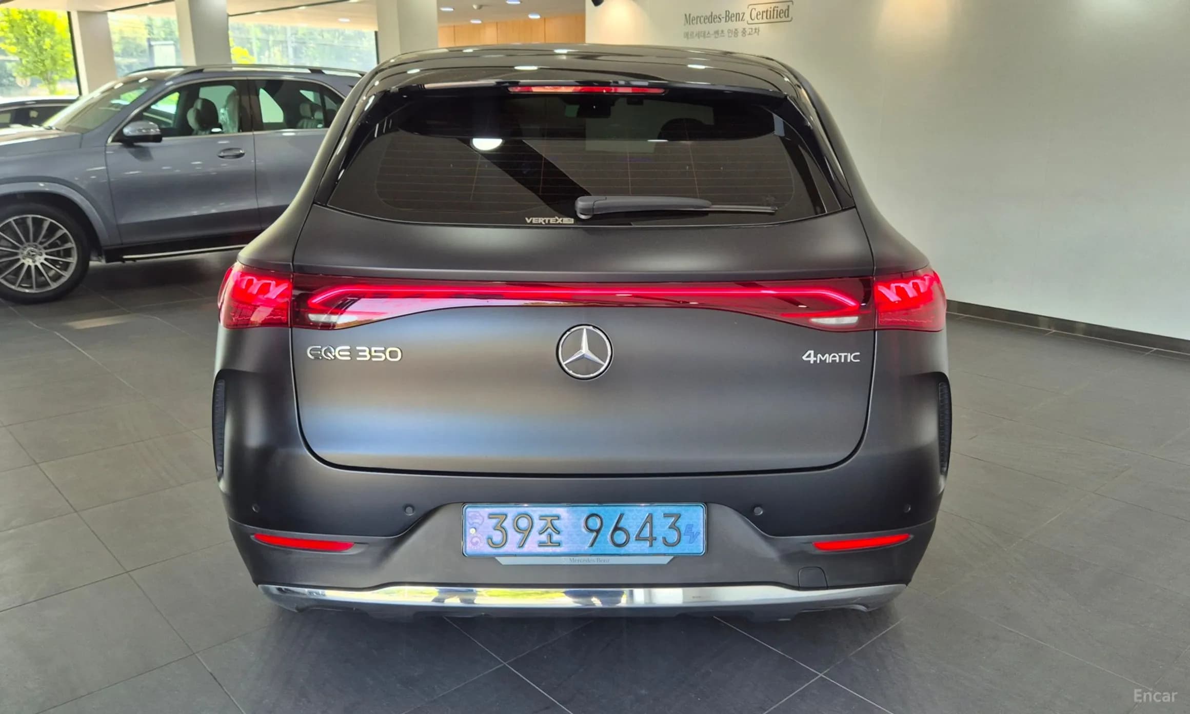EQE SUV X294