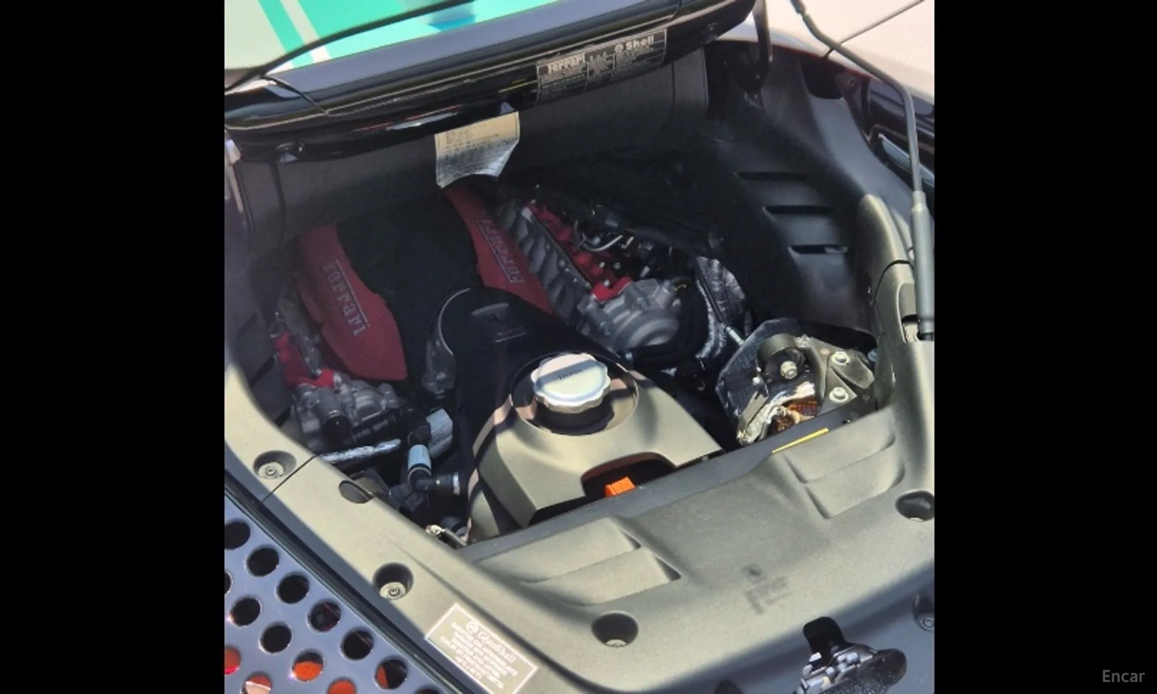 SF90 Spyder
