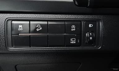 Rexton Sports Khan