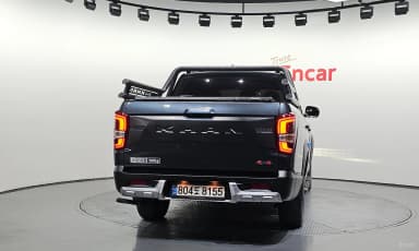 Rexton Sports Khan