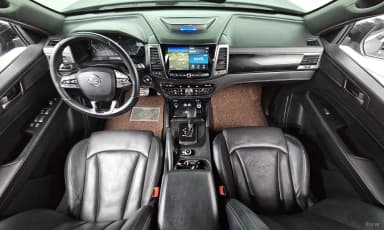 Rexton Sports Khan
