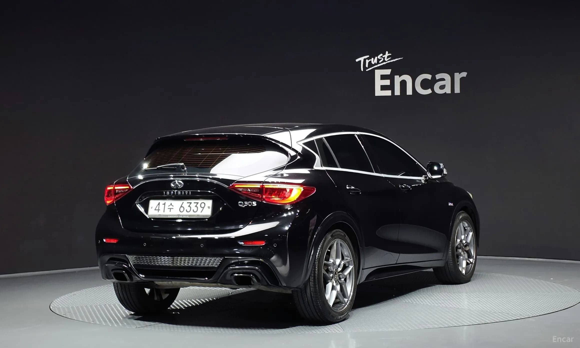 Q30