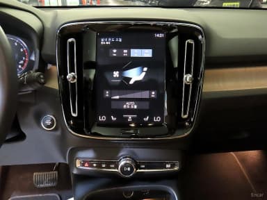 XC40