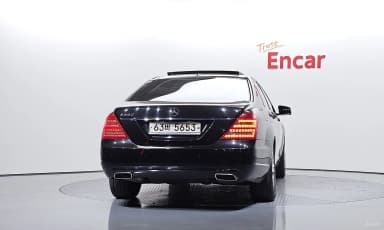 S-Class W221