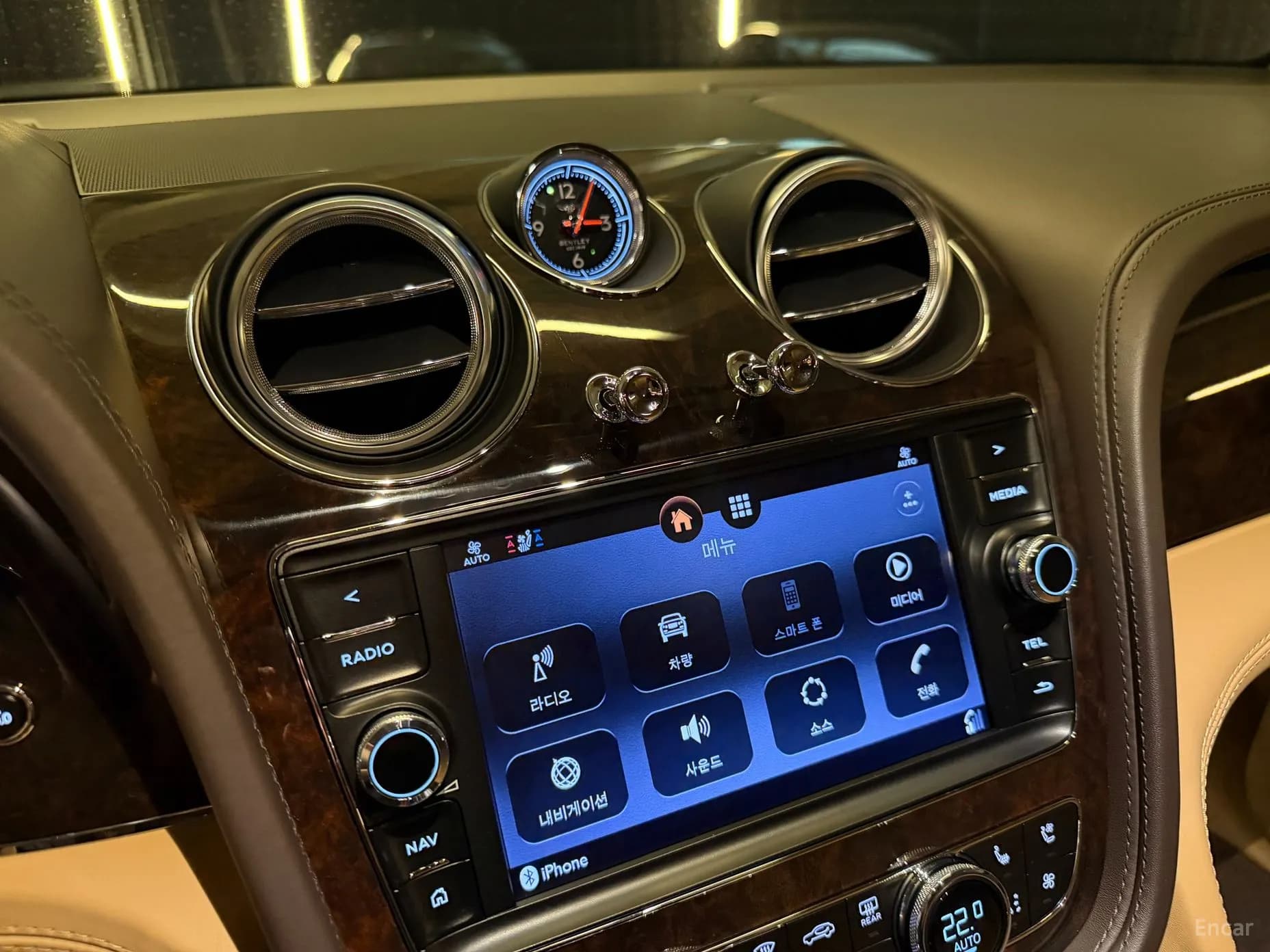 Bentayga