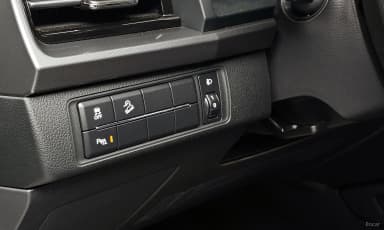 Musso Sport (Q250)