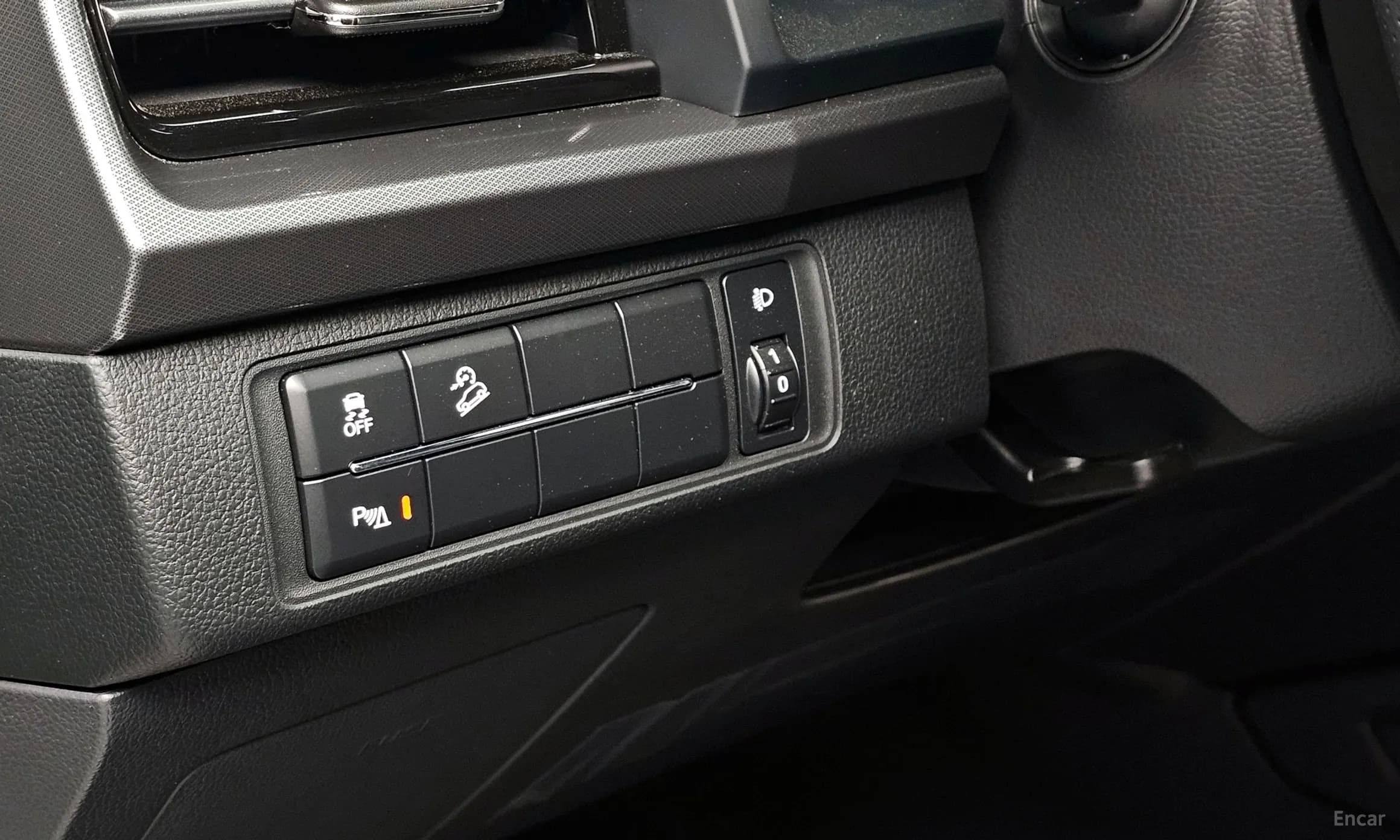 Musso Sport (Q250)