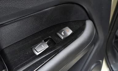 Musso Sport (Q250)