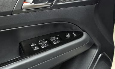 Musso Sport (Q250)
