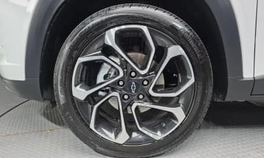 Trax Crossover
