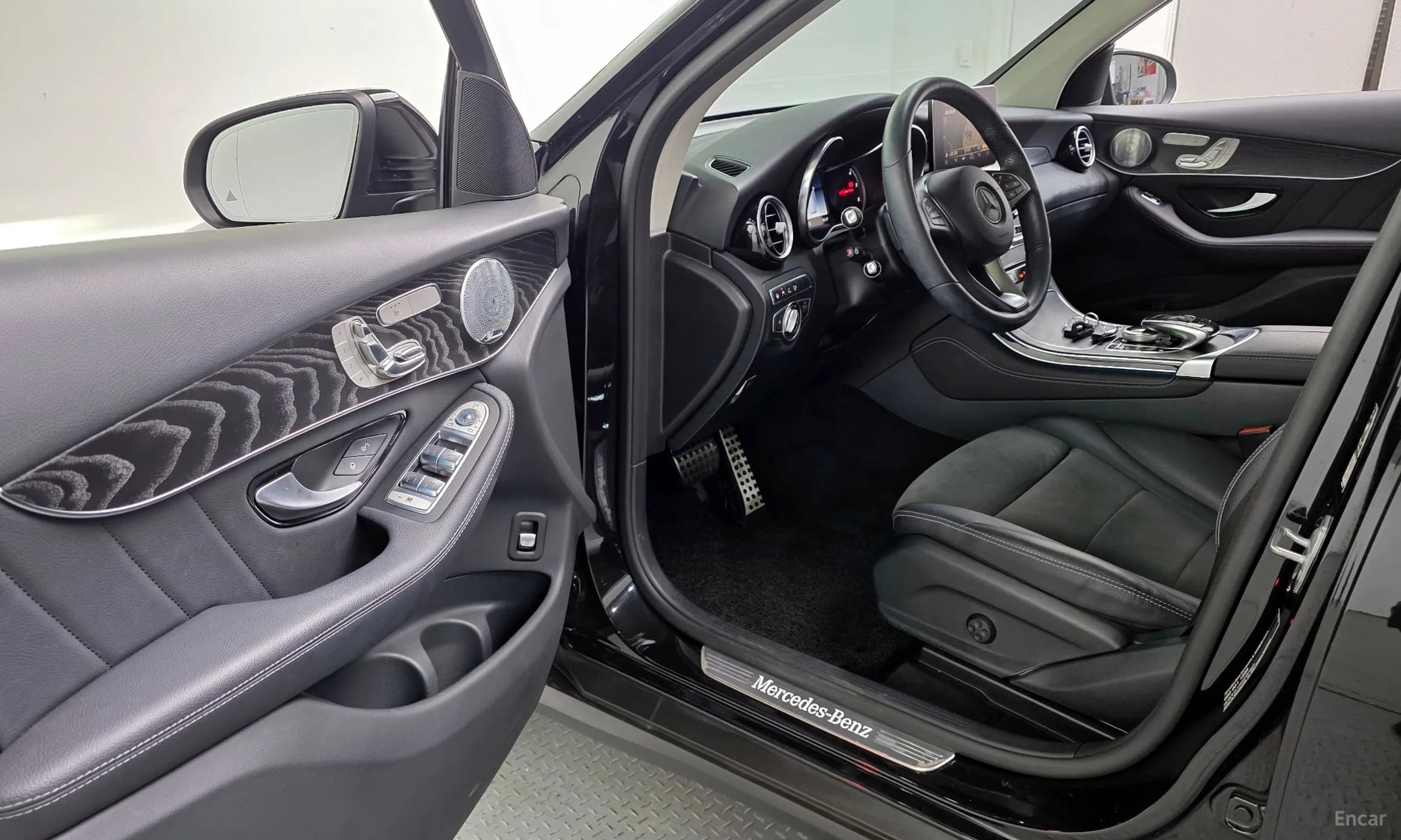 GLC-Class X253