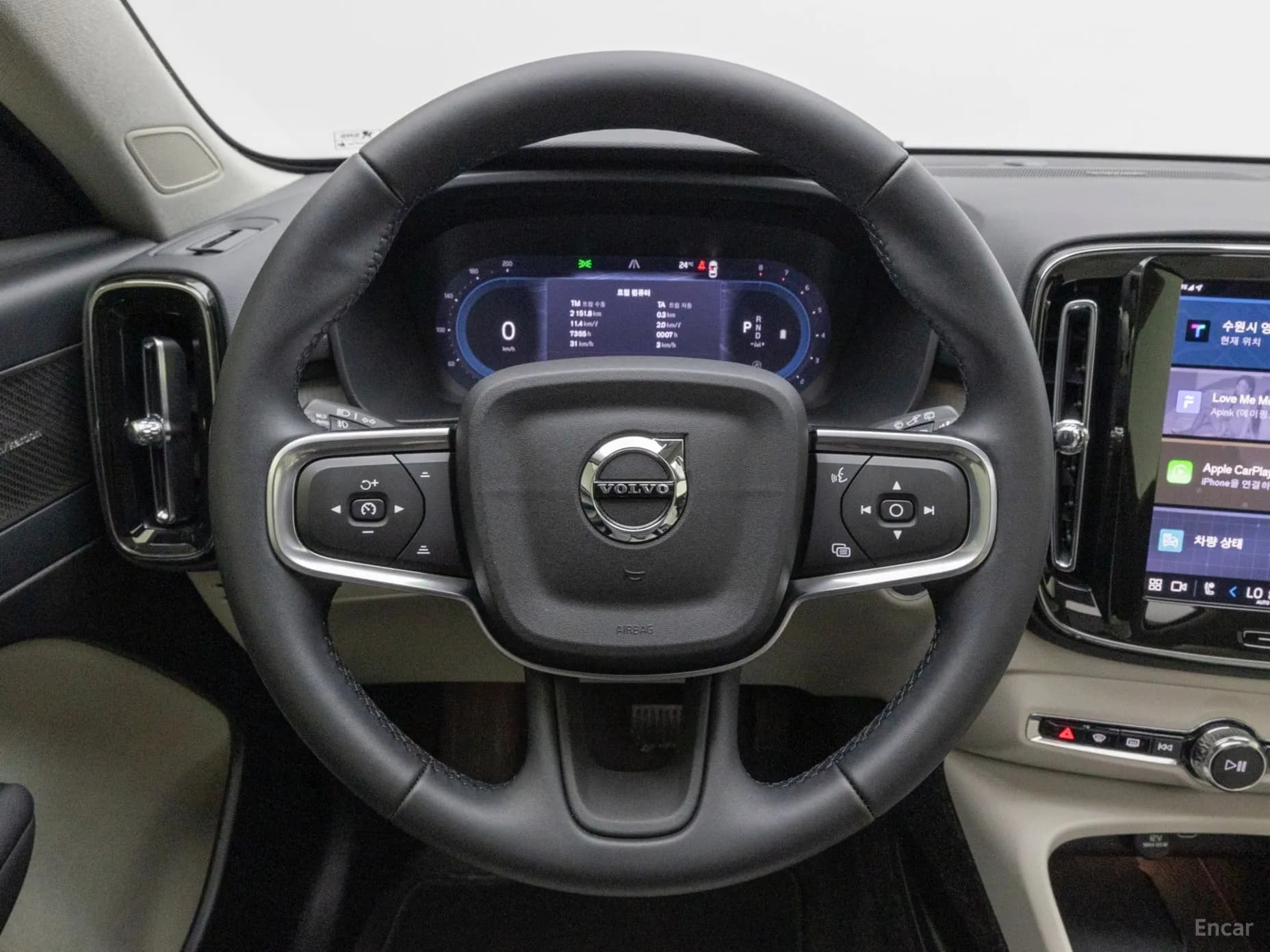 XC40