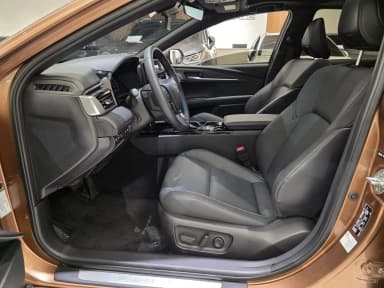 Camry (XV80)