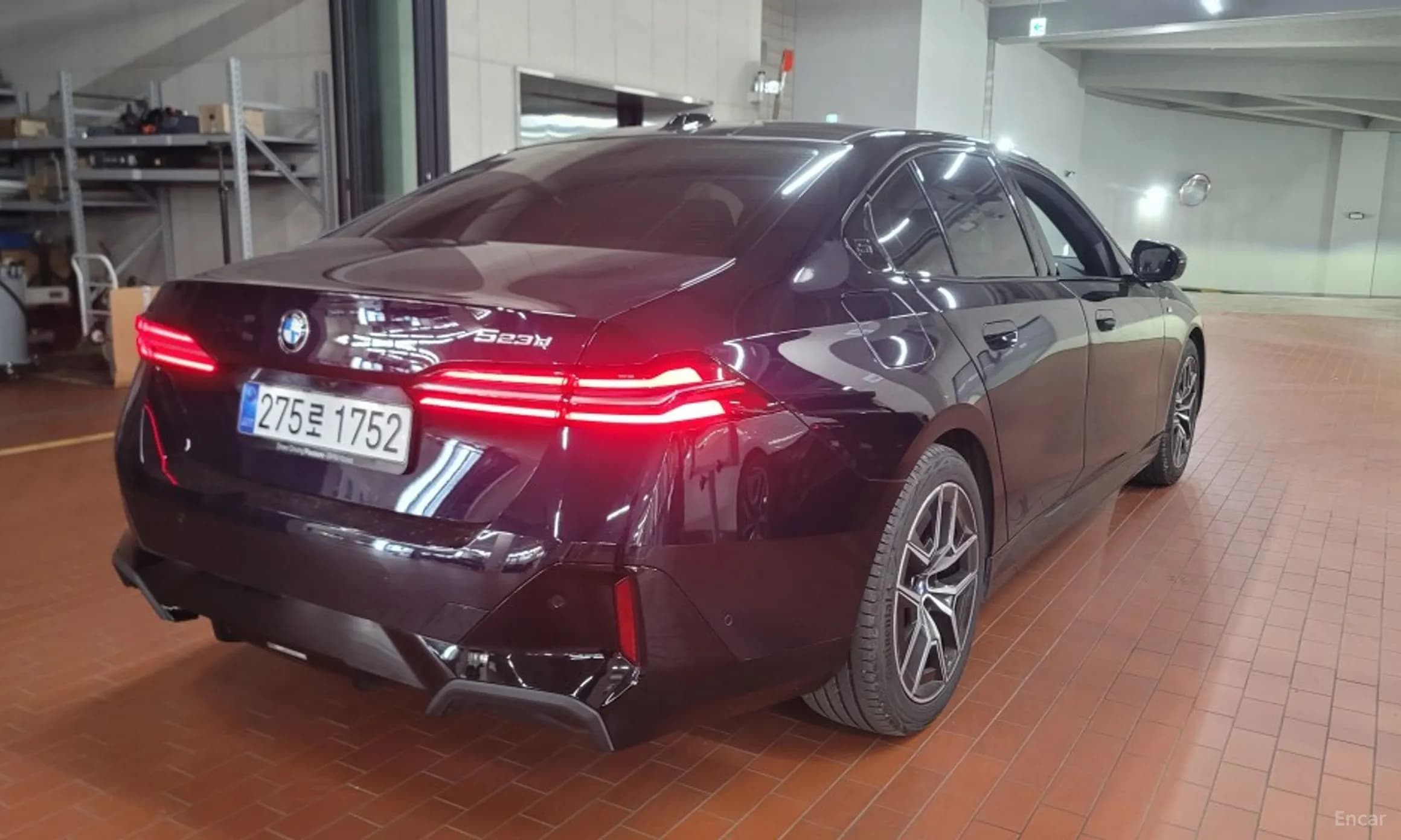 5 Series (G60)