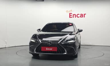 ES300h 7th Generation
