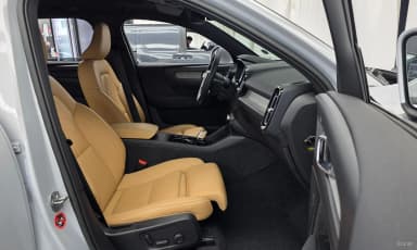 XC40