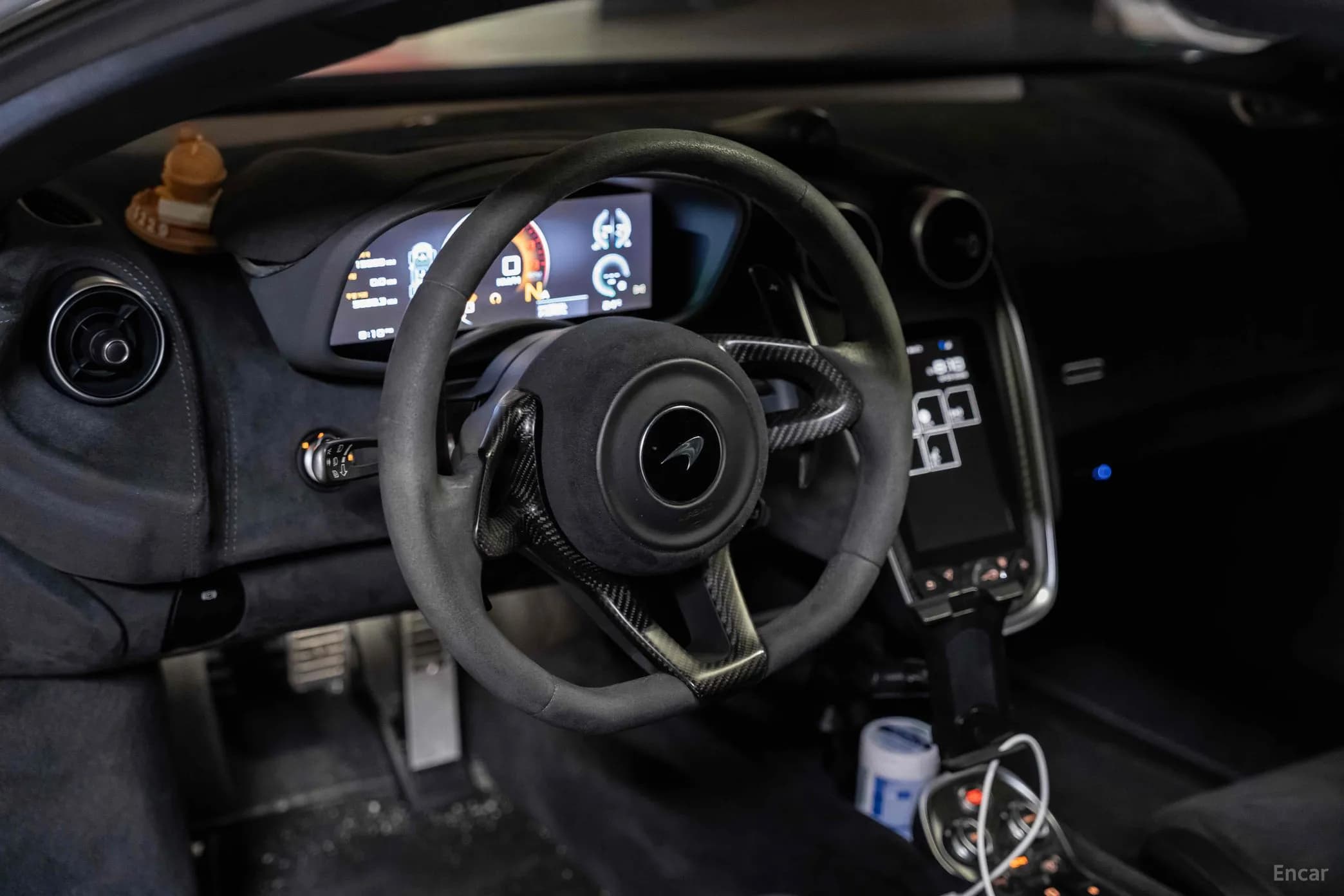 600LT