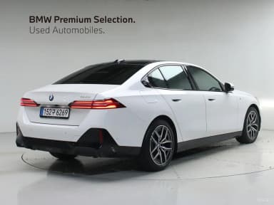 5 Series (G60)