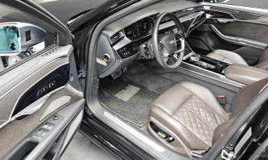 S8 (D5)
