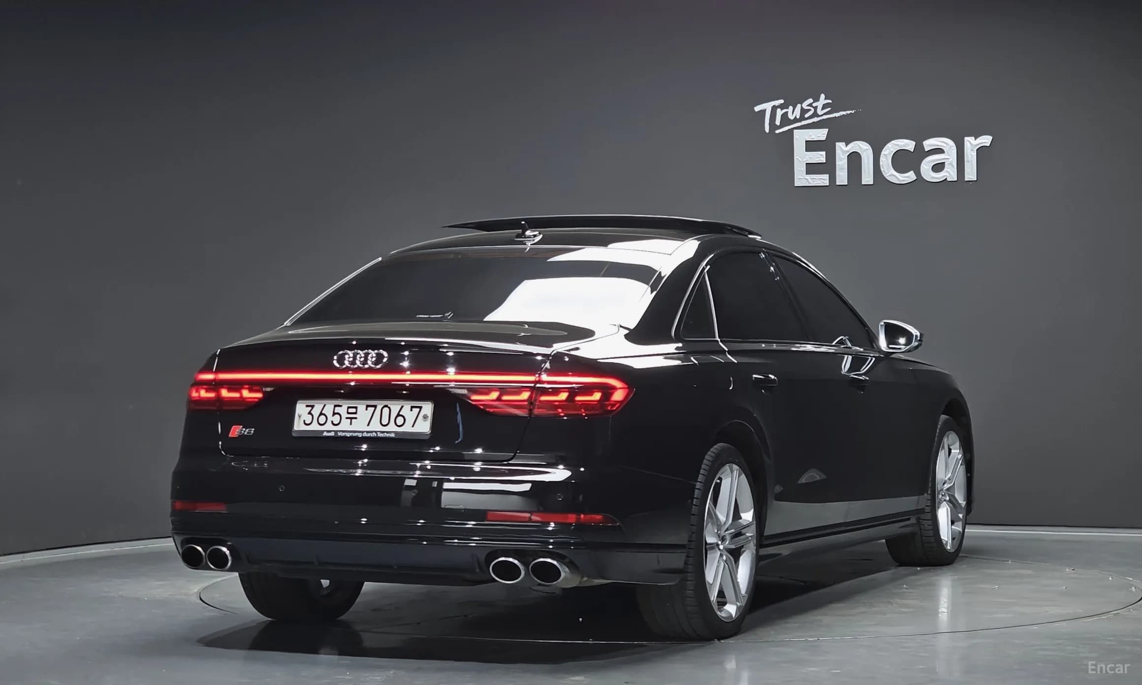 S8 (D5)