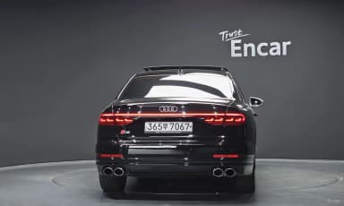 S8 (D5)