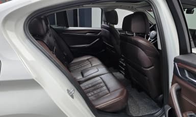 5 Series (G30)