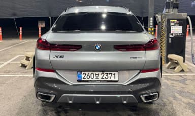 X6 (G06)
