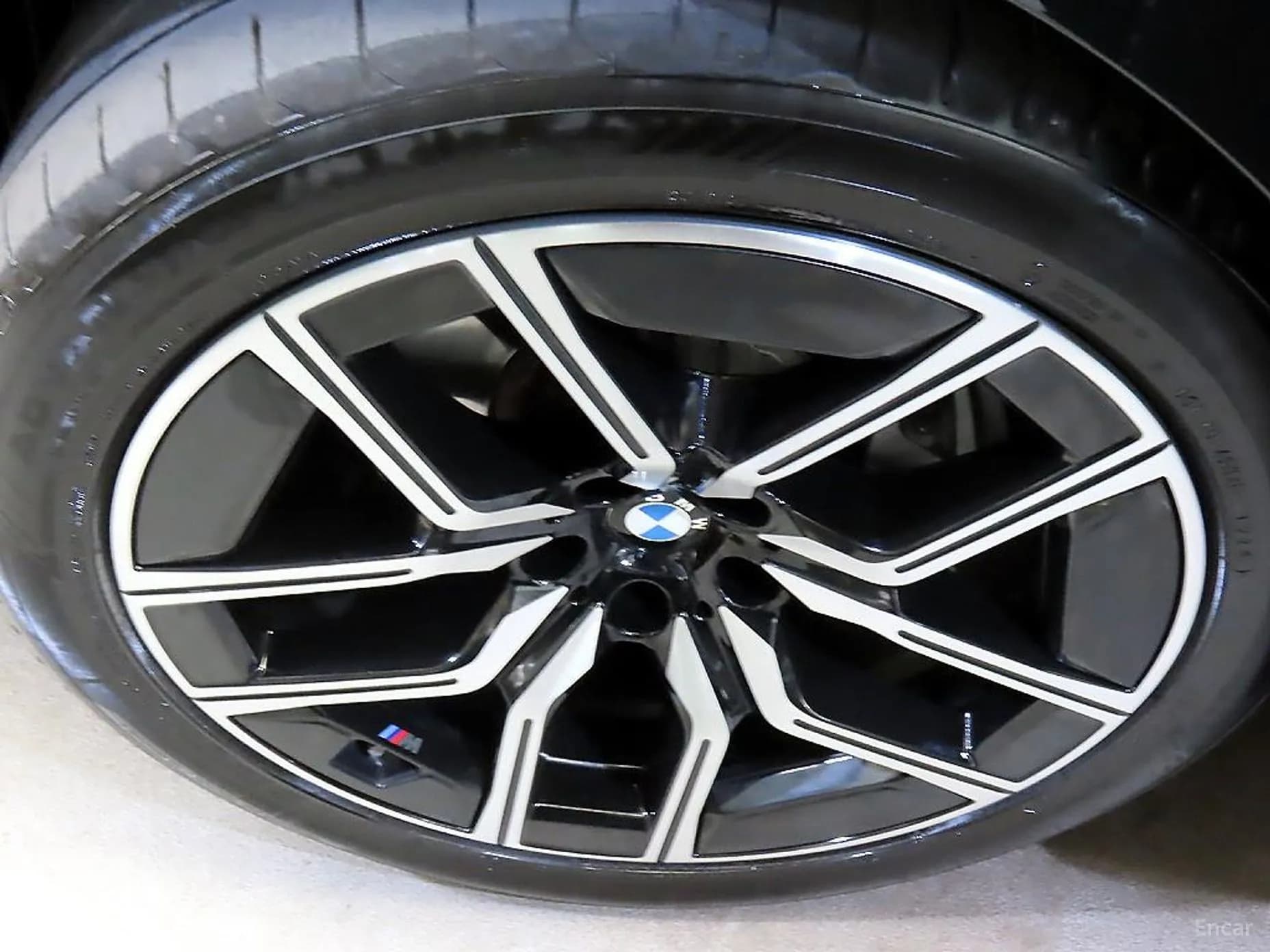 7 Series (G70)