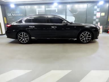 7 Series (G70)
