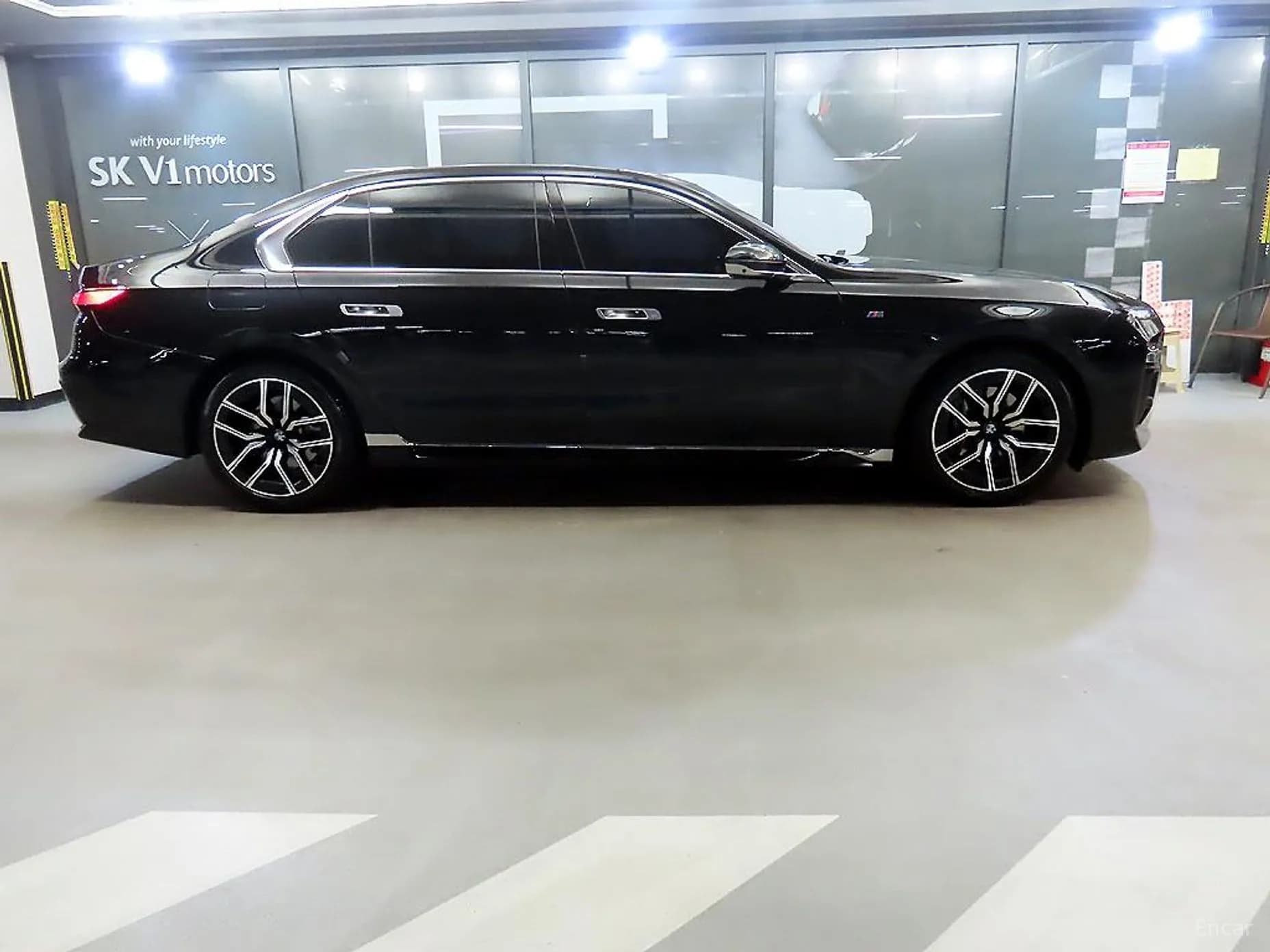 7 Series (G70)