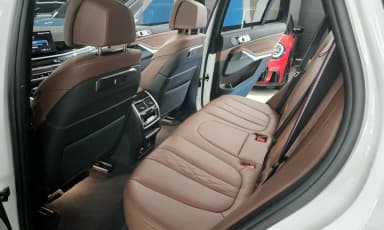 X5 (G05)