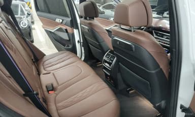 X5 (G05)