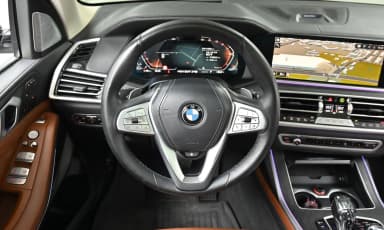 X7 (G07)