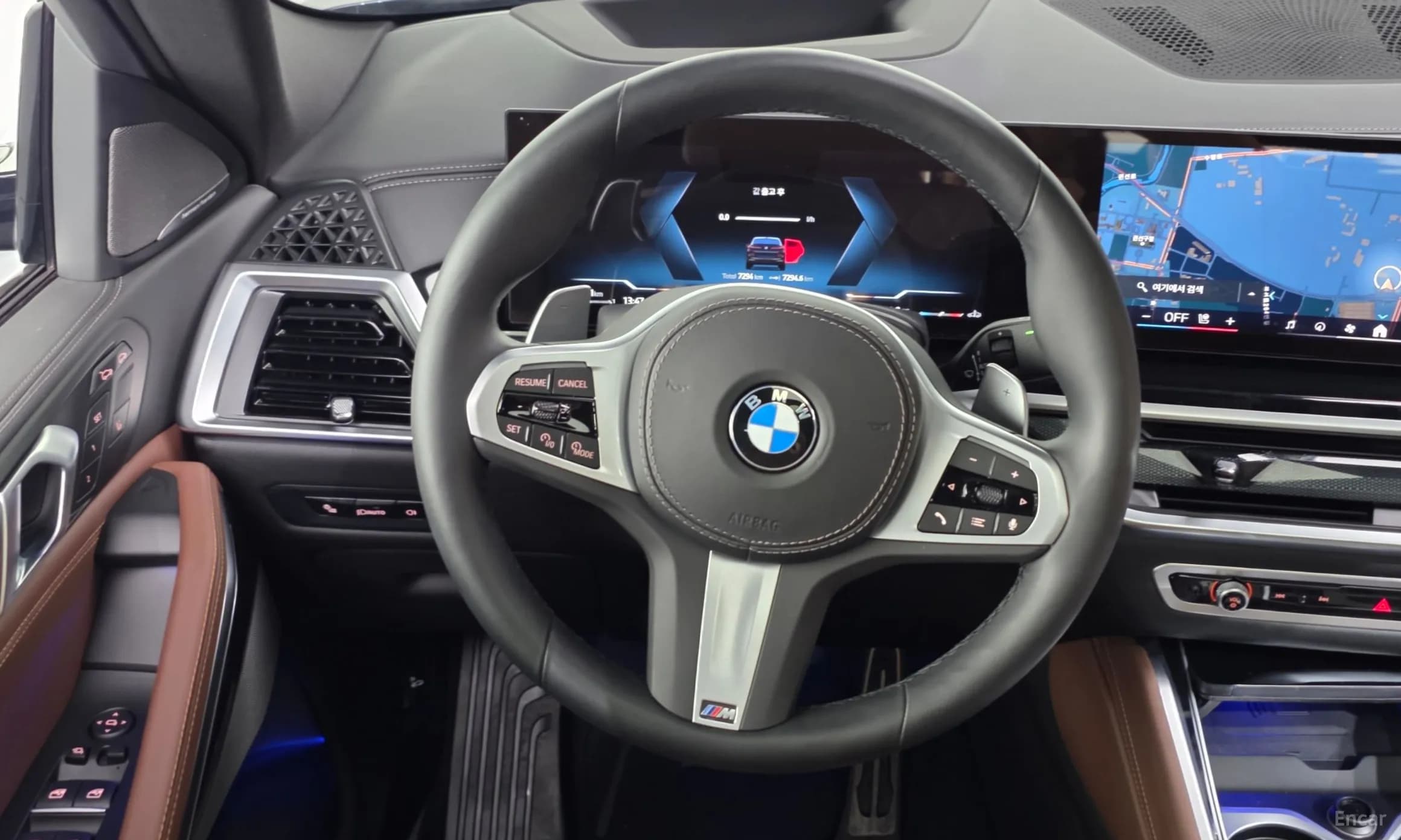 X6 (G06)