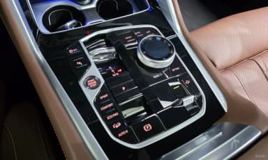 X6 (G06)