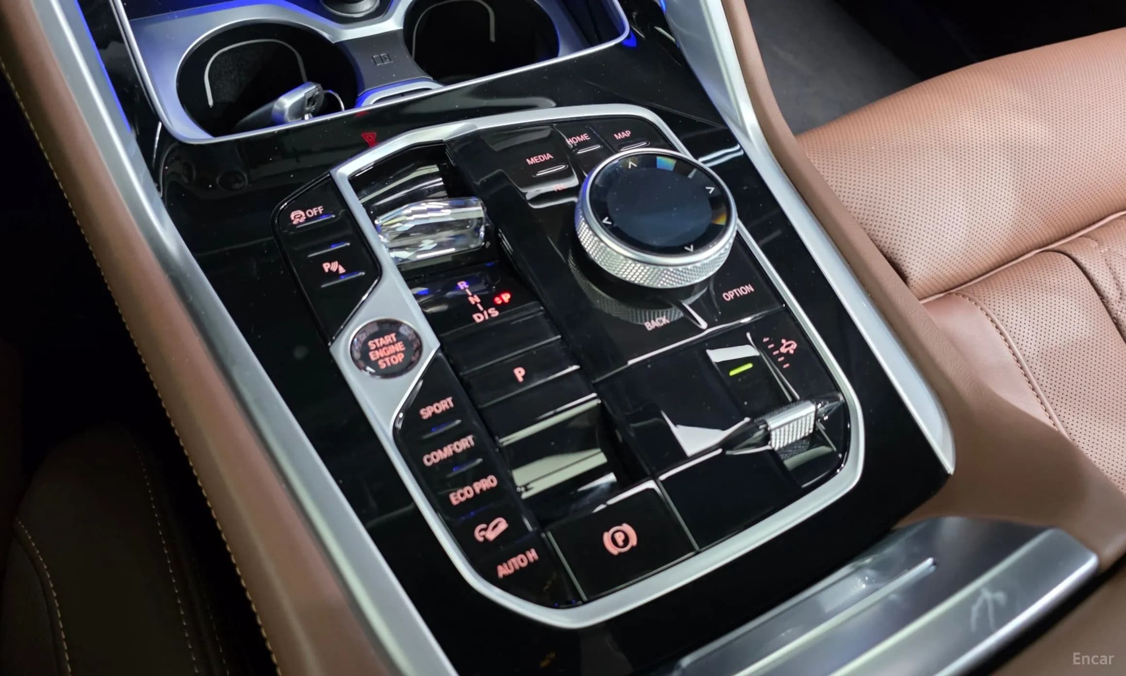 X6 (G06)