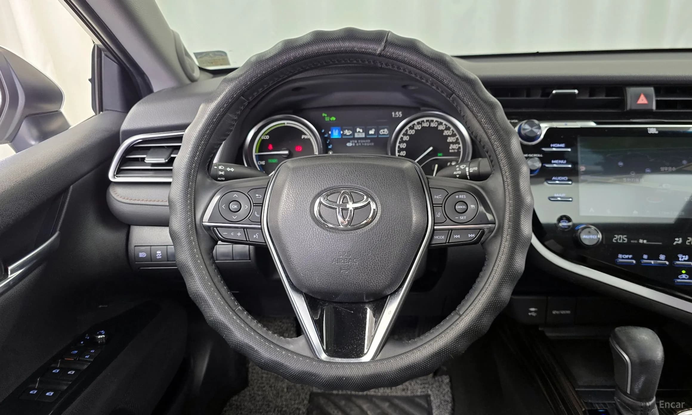 Camry (XV70)