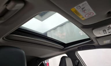Camry (XV70)
