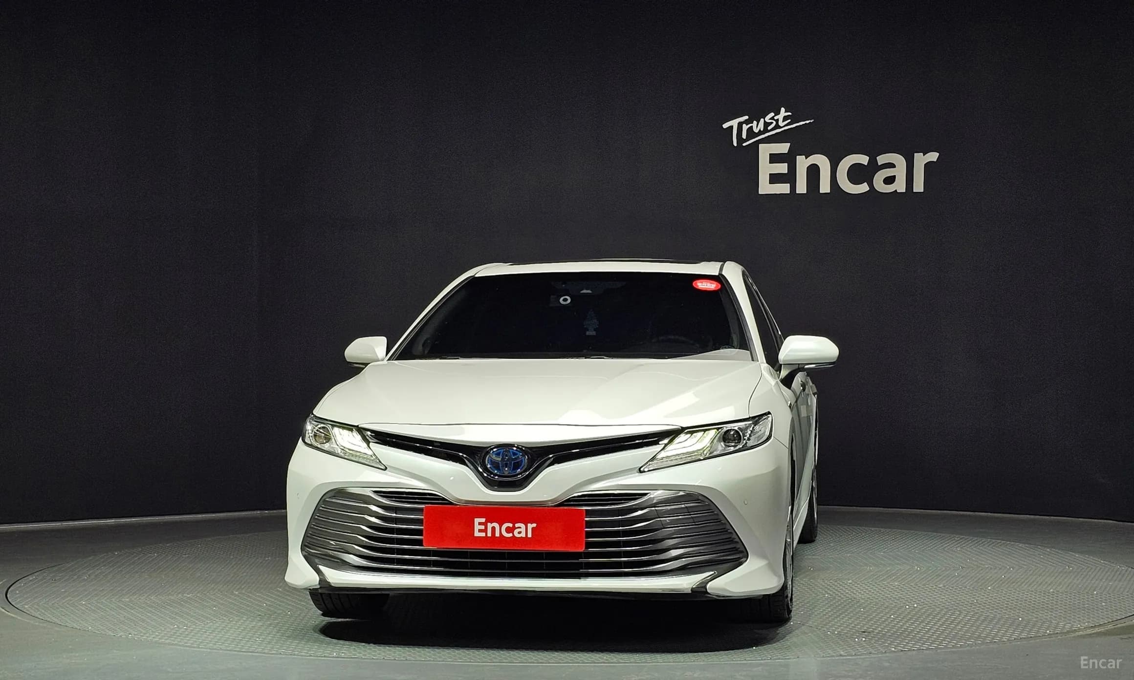 Camry (XV70)