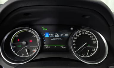Camry (XV70)