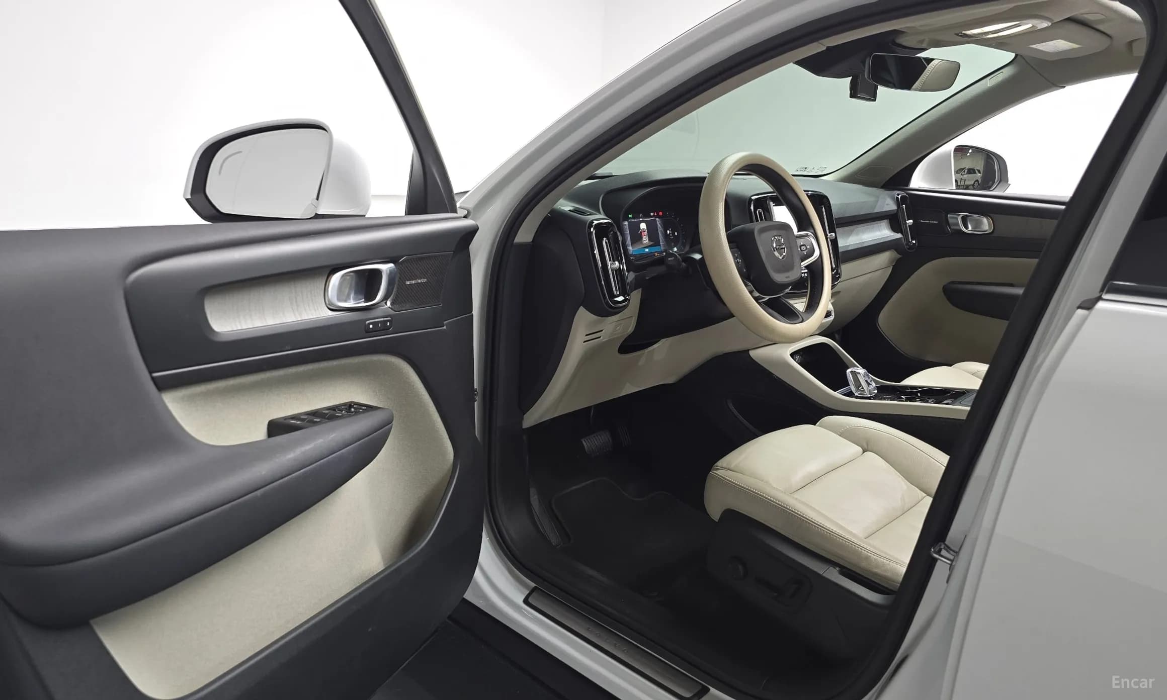 XC40