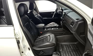 G4 Rexton