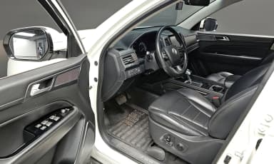 G4 Rexton