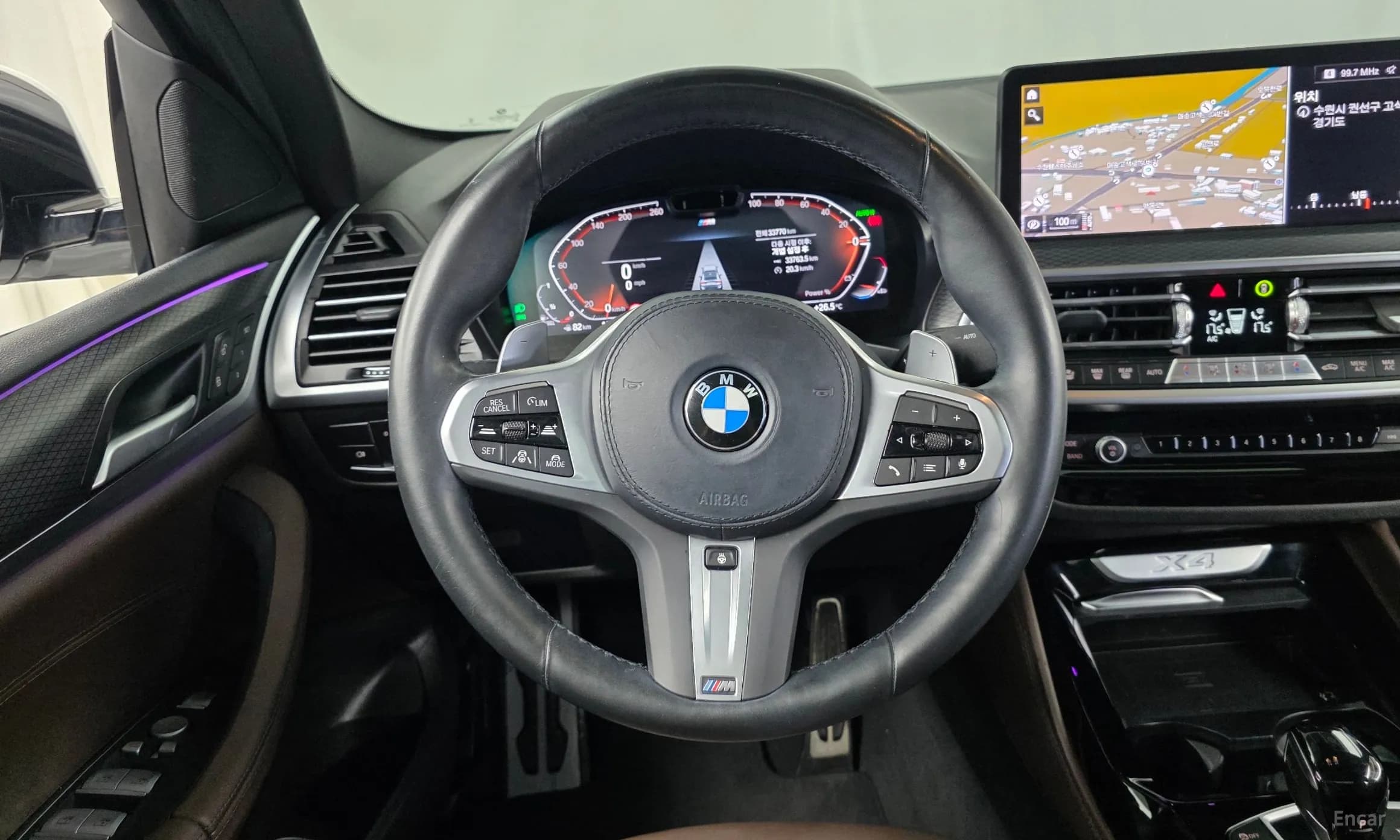 X4 (G02)