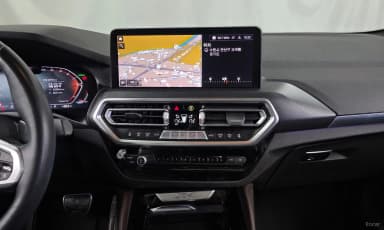 X4 (G02)