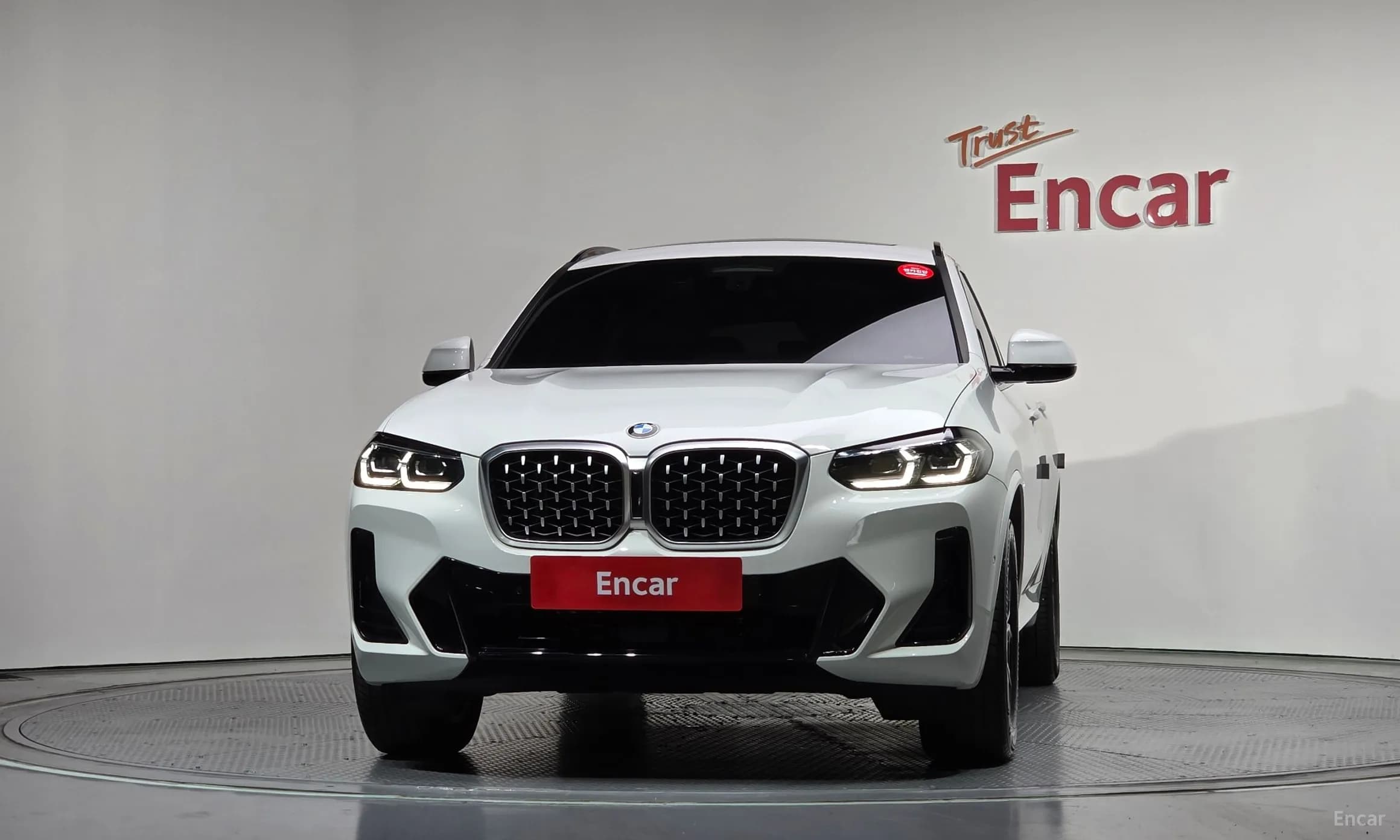 X4 (G02)